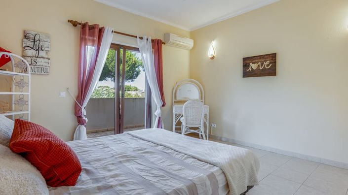 Image No.23-Villa de 5 chambres à vendre à Quarteira