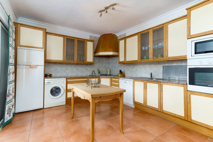 Image No.12-4 Bed Villa for sale