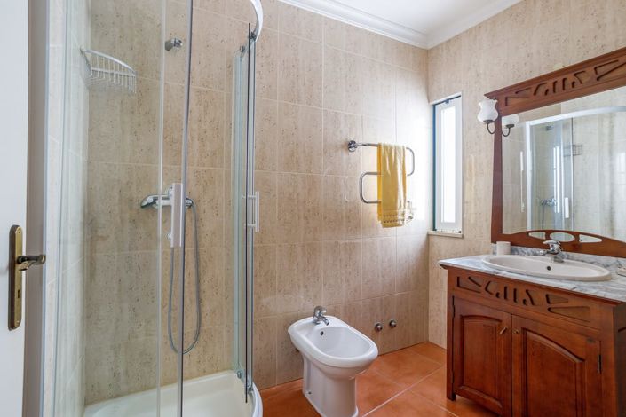 Image No.23-4 Bed Villa for sale