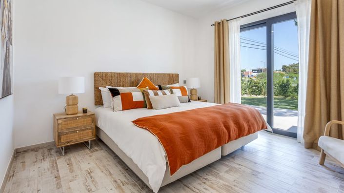 Image No.18-5 Bed Villa for sale