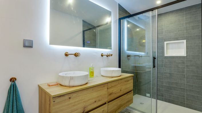 Image No.20-5 Bed Villa for sale