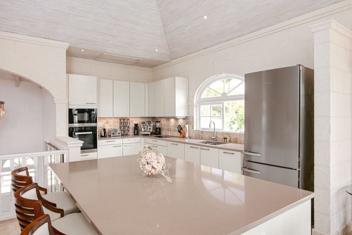 Image No.14-3 Bed Property for sale