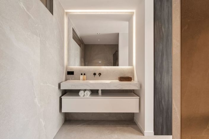 Image No.23-3 Bed Apartment for sale