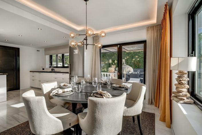 Image No.14-5 Bed Villa for sale