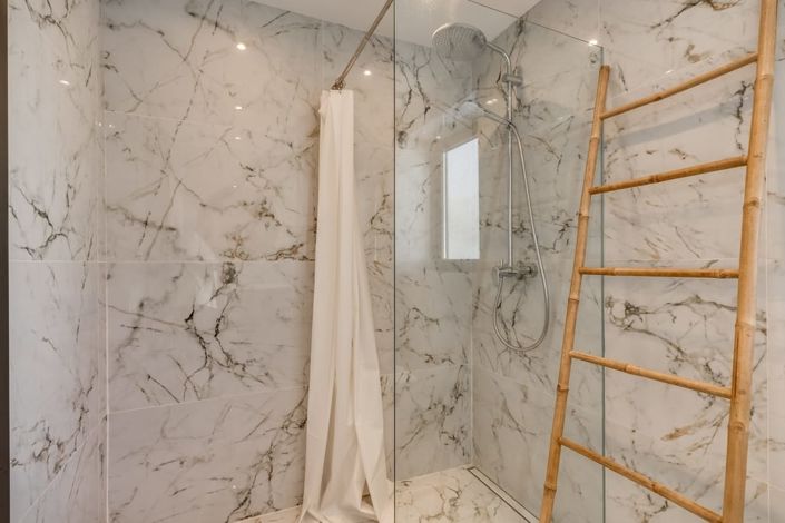 Image No.20-5 Bed Villa for sale