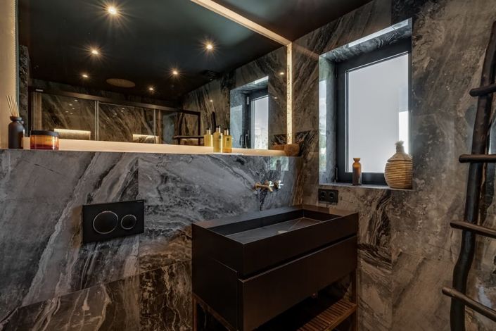 Image No.25-5 Bed Villa for sale