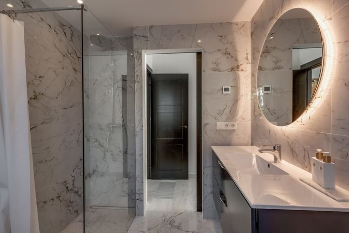 Image No.26-Villa de 5 chambres à vendre à Malaga