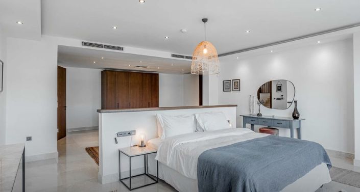 Image No.21-8 Bed Villa for sale