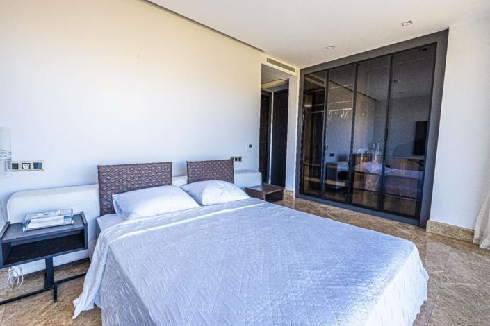 Image No.28-5 Bed Villa for sale