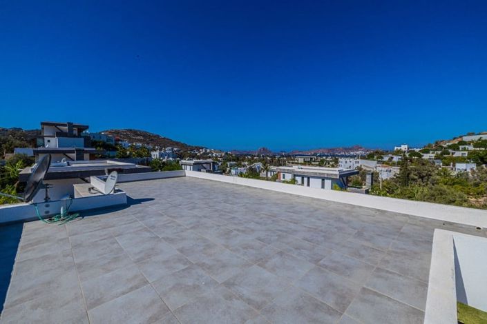 Image No.9-5 Bed Villa for sale