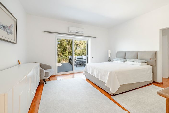 Image No.25-6 Bed Villa for sale