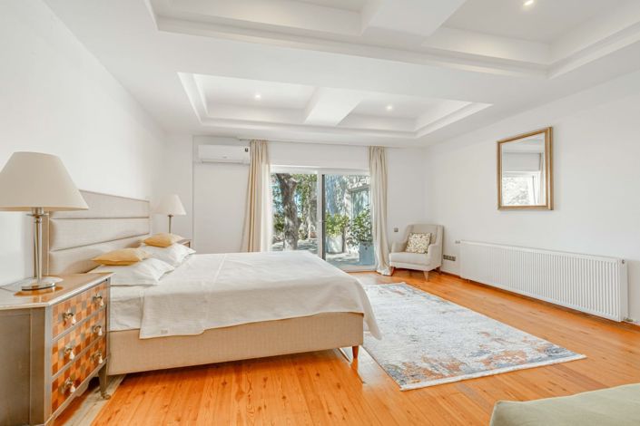 Image No.29-6 Bed Villa for sale