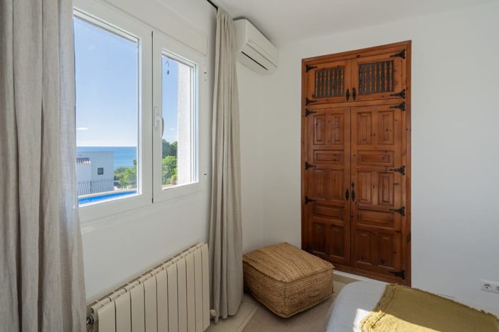 Image No.22-4 Bed Villa for sale