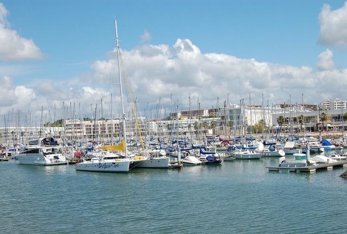 Image No.18-2 Bed Property for sale