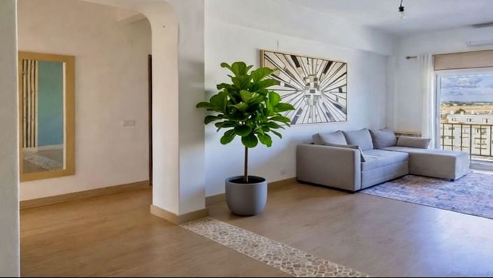 Image No.4-2 Bed Property for sale