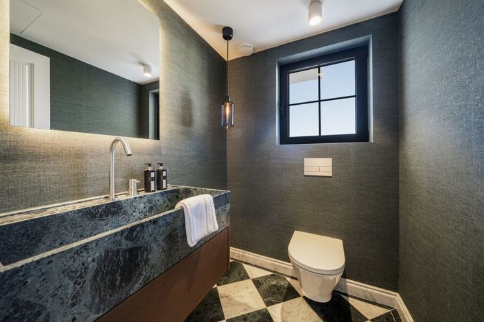 Image No.20-5 Bed Villa for sale