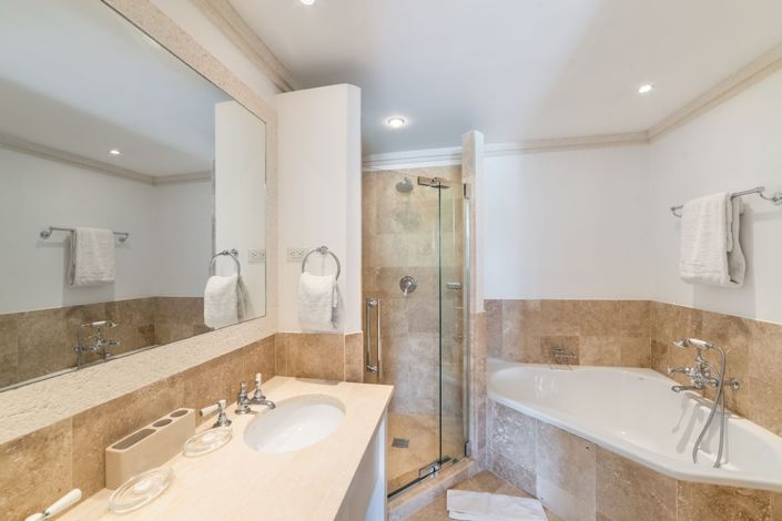 Image No.21-4 Bed Villa for sale