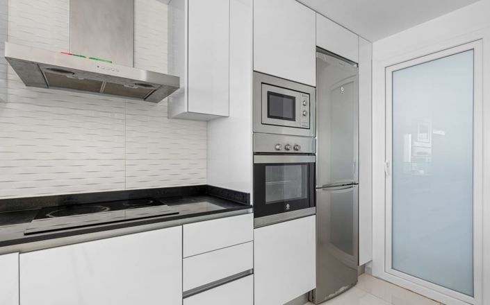 Image No.19-2 Bed Apartment for sale