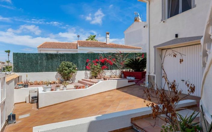 Image No.25-6 Bed Villa for sale