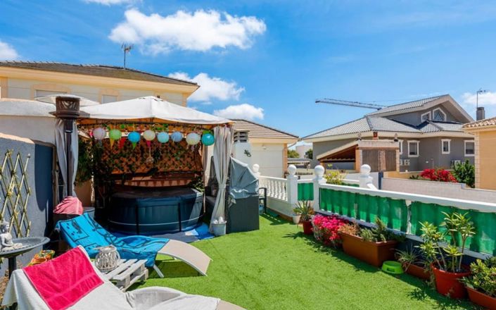 Image No.26-6 Bed Villa for sale