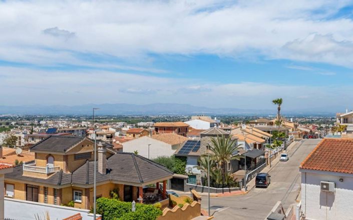 Image No.27-6 Bed Villa for sale