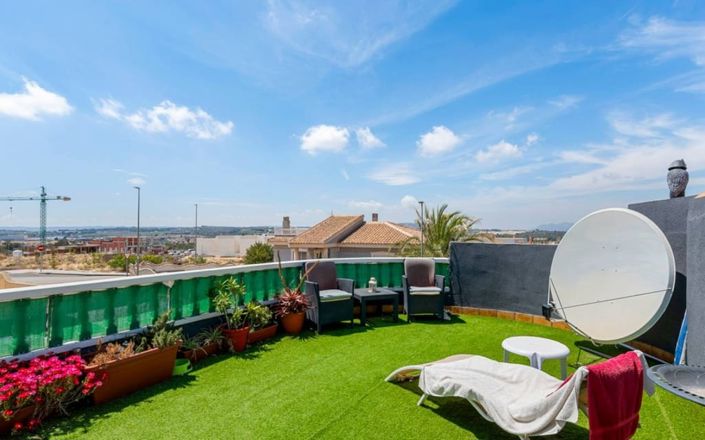 Image No.28-6 Bed Villa for sale