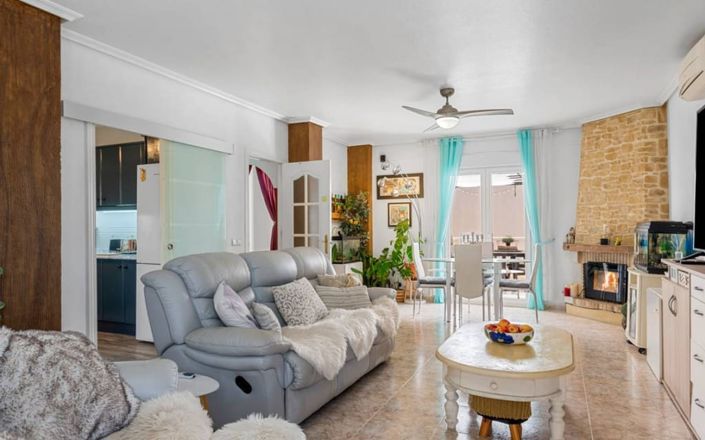 Image No.9-6 Bed Villa for sale