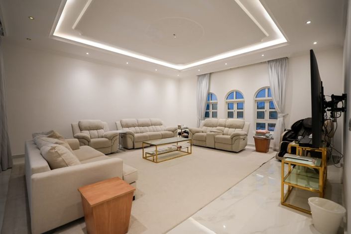 Image No.17-5 Bed Villa for sale