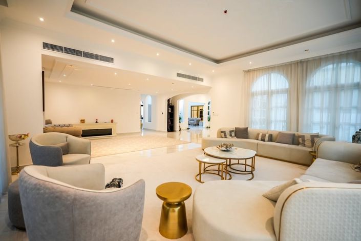 Image No.6-5 Bed Villa for sale