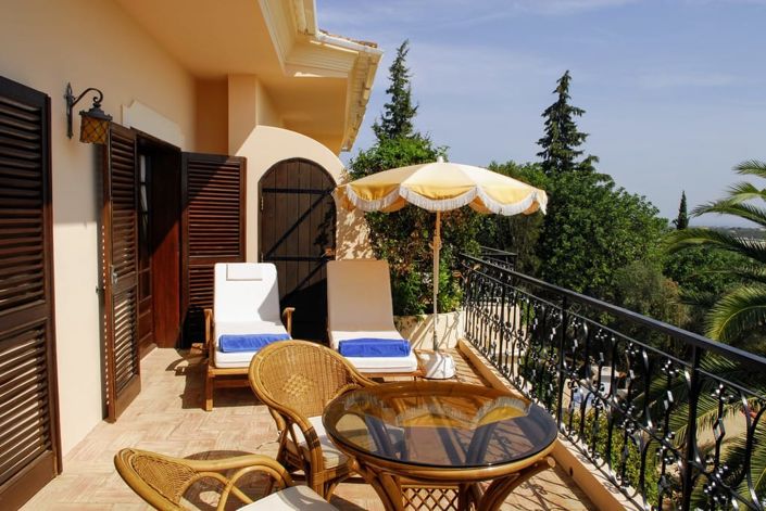 Image No.12-14 Bed Villa for sale