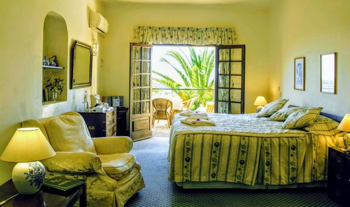 Image No.17-14 Bed Villa for sale