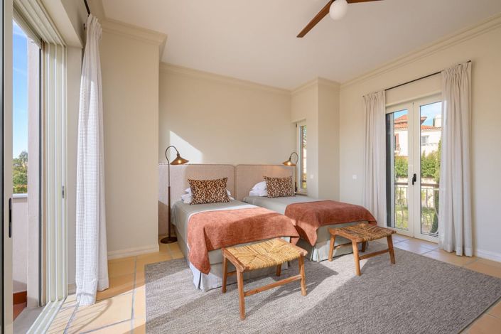 Image No.19-3 Bed Villa for sale