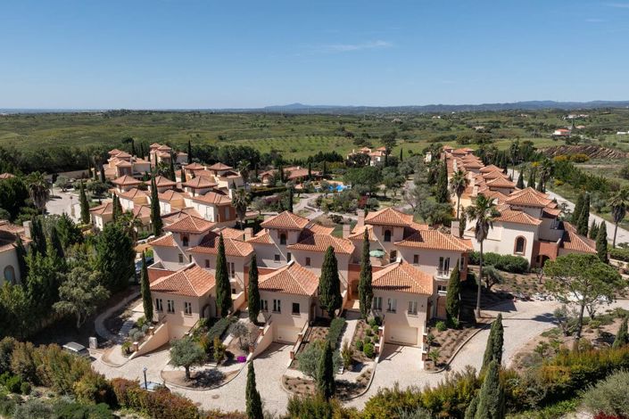 Image No.21-3 Bed Villa for sale