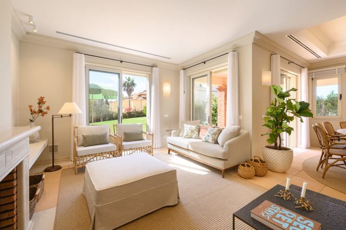 Image No.8-3 Bed Villa for sale