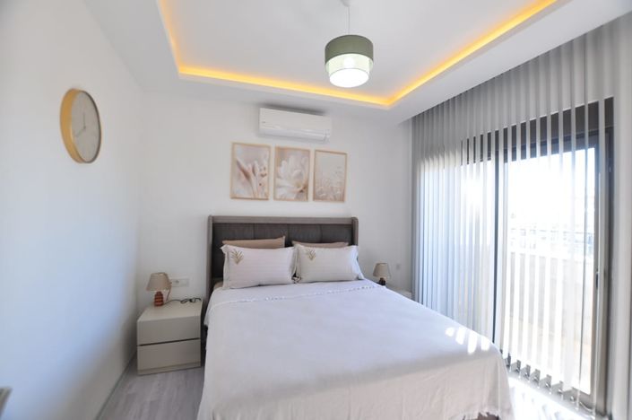 Image No.12-2 Bed Apartment for sale