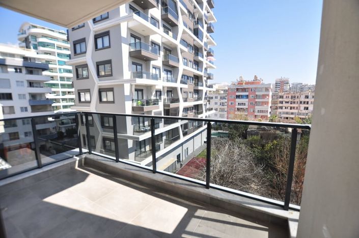 Image No.5-2 Bed Apartment for sale