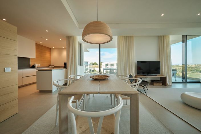 Image No.11-3 Bed Apartment for sale