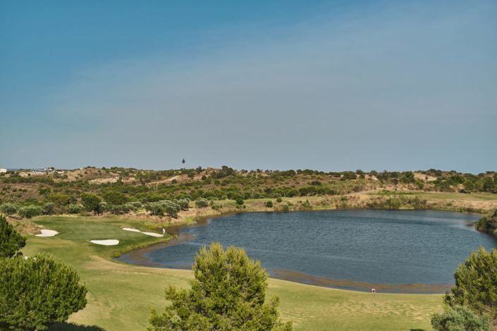 Image No.20-3 Bed Apartment for sale