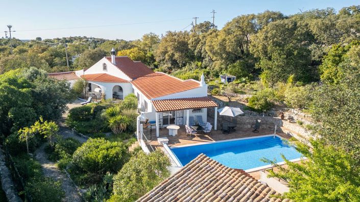 Image No.2-4 Bed Villa for sale