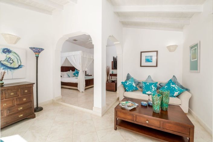 Image No.18-6 Bed Villa for sale
