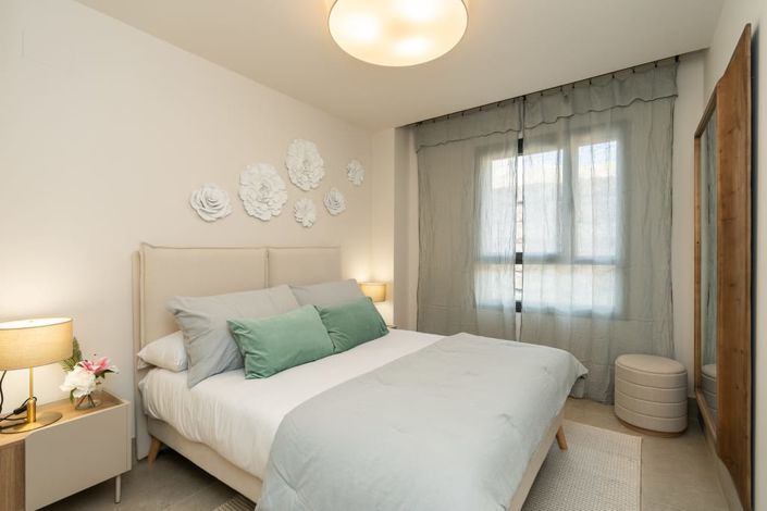 Image No.21-2 Bed Apartment for sale
