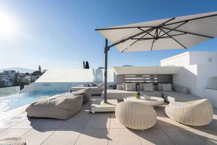 Image No.2-4 Bed Villa for sale