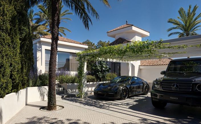 Image No.6-5 Bed Villa for sale