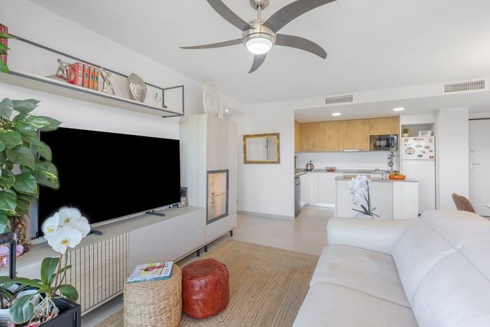 Image No.19-2 Bed Apartment for sale