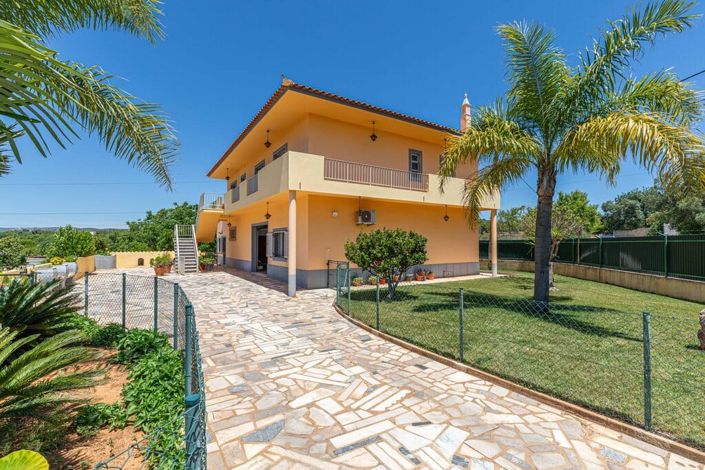 Image No.6-Villa de 4 chambres à vendre à Faro City