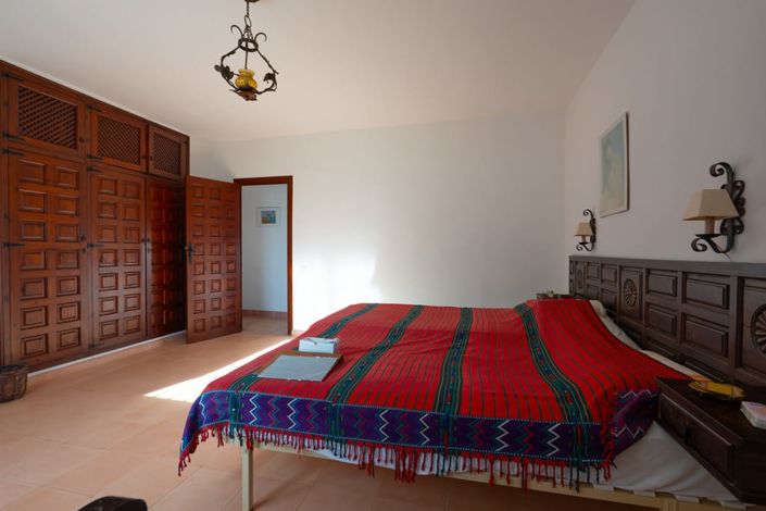Image No.22-4 Bed Villa for sale