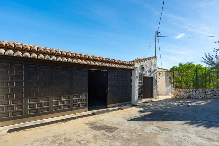 Image No.28-4 Bed Villa for sale