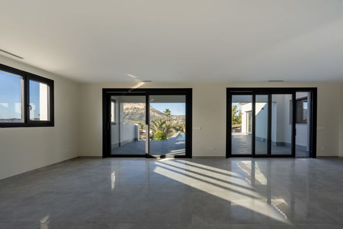 Image No.16-3 Bed Villa for sale
