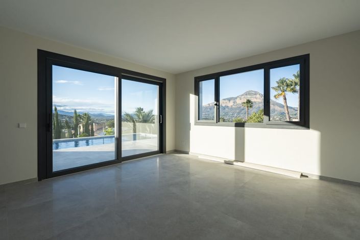 Image No.19-3 Bed Villa for sale