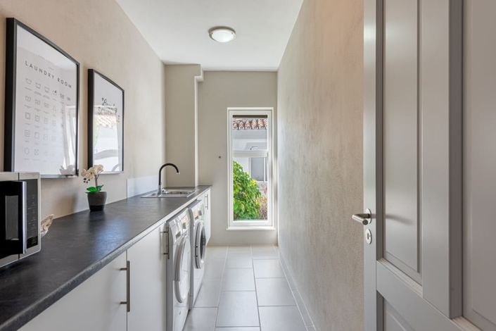 Image No.20-6 Bed Villa for sale